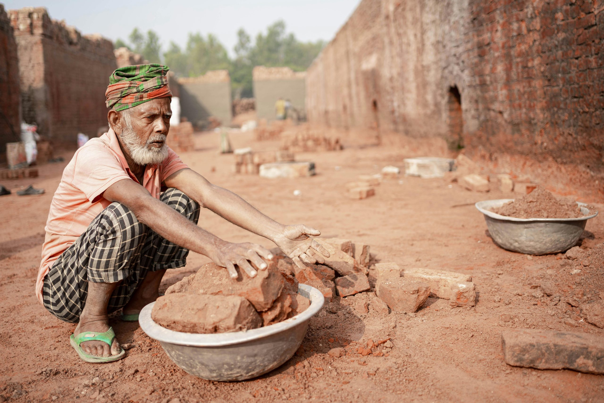 Developing Strong Relationships With Contractors and Builders